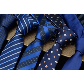 О формальности галстука