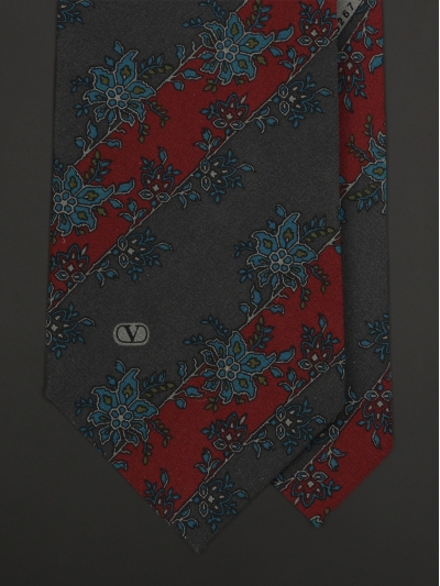 Тёмно-серый шёлковый галстук VALENTINO в широкую вишнёвую полоску с цветами